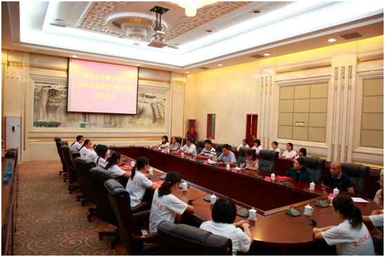 濟南長田實業(yè)有限公司積極參加愛心獻春蕾圓夢大學活動 濟南長田實業(yè)有限公司積極參加愛心獻春蕾圓夢大學活動